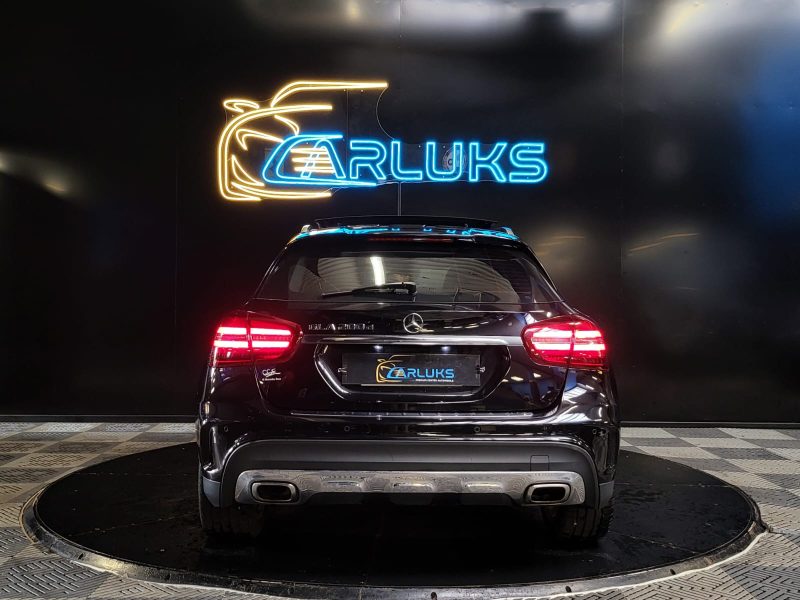 MERCEDES CLASSE GLA 200 D 136cv FASCINATION / TOIT OUVRANT / SIEGES ELECTRIQUES A MEMOIRE / H&K / CA