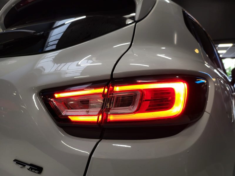 RENAULT CLIO 1.2 TCe 120cv GT LINE / SIEGES SPORT + KEYLESS + SUIVIE COMPLET /