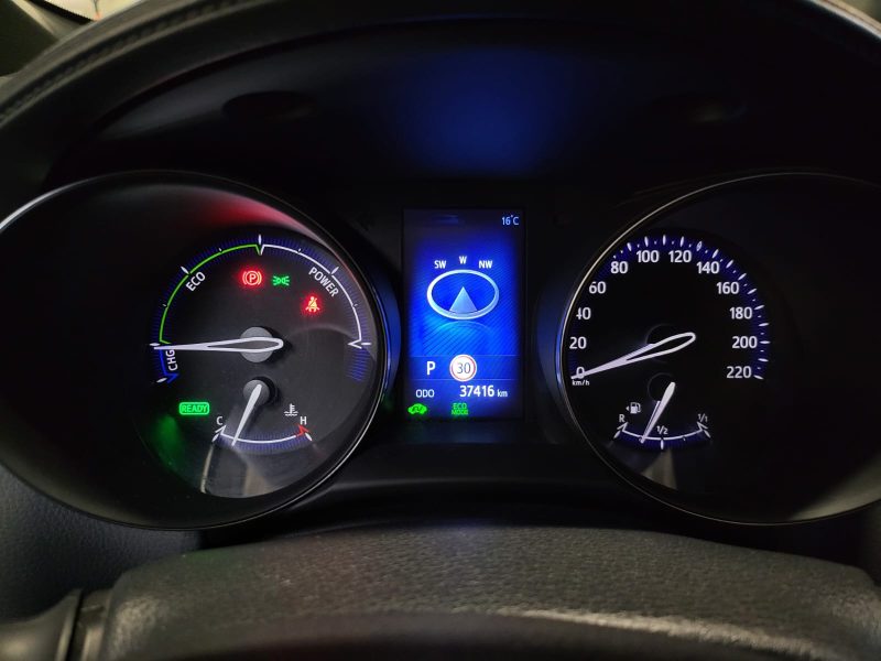 TOYOTA C-HR 1.8 VVT-i 122cv DESIGN / CAMERA DE RECUL + SUIVI COMPLET TOYOTA + SIEGE CHAUFFANT 