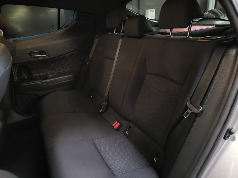 TOYOTA C-HR 1.8 VVT-i 122cv DESIGN / CAMERA DE RECUL + SUIVI COMPLET TOYOTA + SIEGE CHAUFFANT 