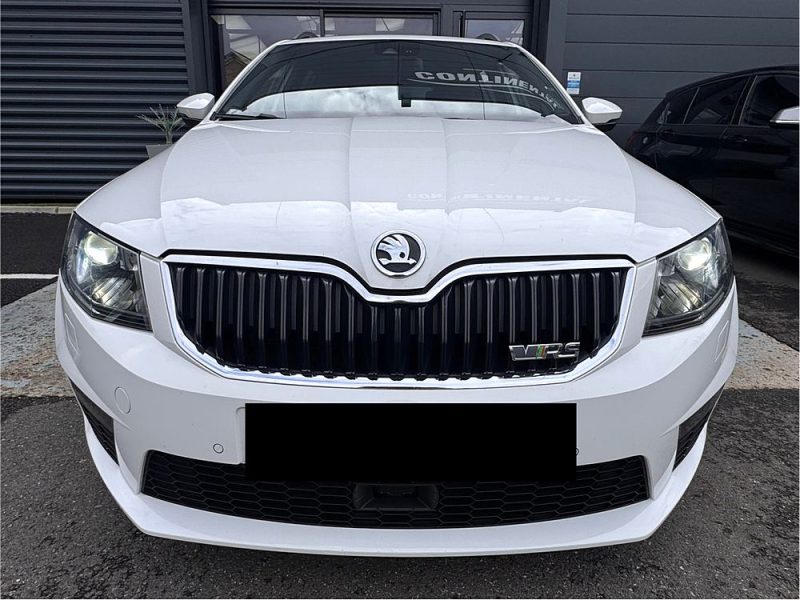 SKODA OCTAVIA COMBI 2.0 TSI 220 RS DSG6*ACC*CANTON*CUIR*GPS*