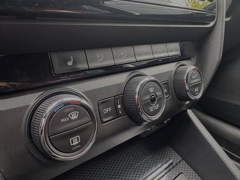 SKODA OCTAVIA COMBI 2.0 TSI 220 RS DSG6*ACC*CANTON*CUIR*GPS*