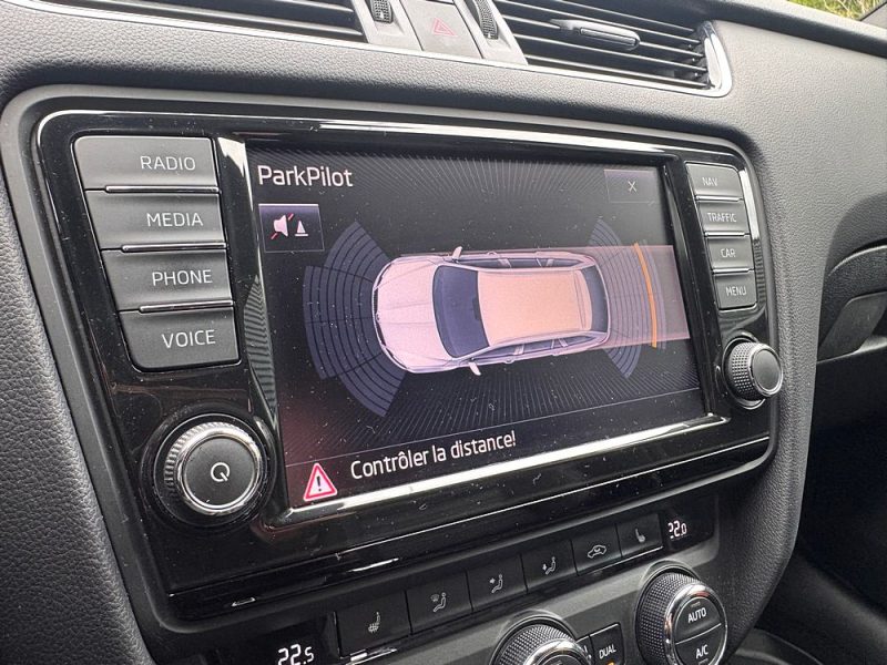 SKODA OCTAVIA COMBI 2.0 TSI 220 RS DSG6*ACC*CANTON*CUIR*GPS*