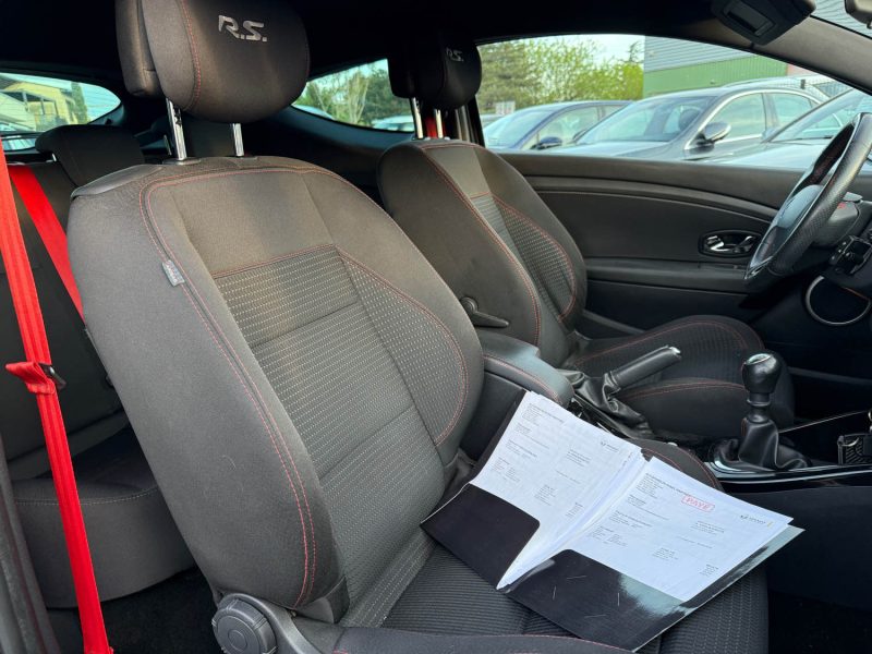 RENAULT MEGANE 3 RS  COUPE 2.0I 265H CUP GARANTIE