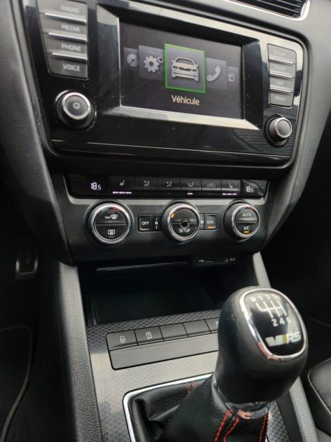 SKODA OCTAVIA COMBI 2.0 TSI 220 RS break*XENON*CUIR*