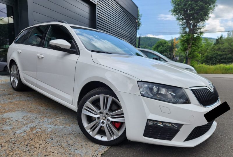 SKODA OCTAVIA COMBI 2.0 TSI 220 RS break*XENON*CUIR*