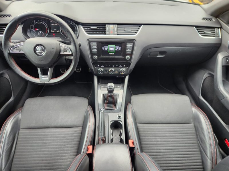 SKODA OCTAVIA COMBI 2.0 TSI 220 RS break*XENON*CUIR*