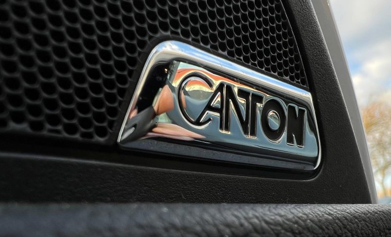 SKODA OCTAVIA COMBI 2.0 TSI 220 RS*GPS*CUIR*XENON*1°MAIN*