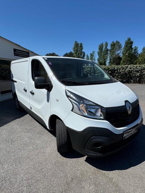 RENAULT  TRAFIC 2018 1.6 Dci 120CV / Moteur à Chaine / Attelage / CT OK 