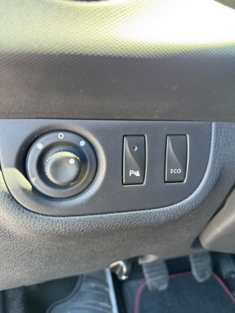 DACIA SANDERO Stepway 1.5Dci 90CV / Distribution Neuve / CT OK /Révisée 