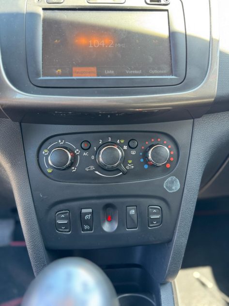 DACIA SANDERO Stepway 1.5Dci 90CV / Distribution Neuve / CT OK /Révisée 