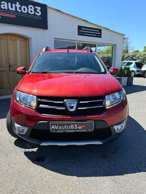 DACIA SANDERO Stepway 1.5Dci 90CV / Distribution Neuve / CT OK /Révisée 
