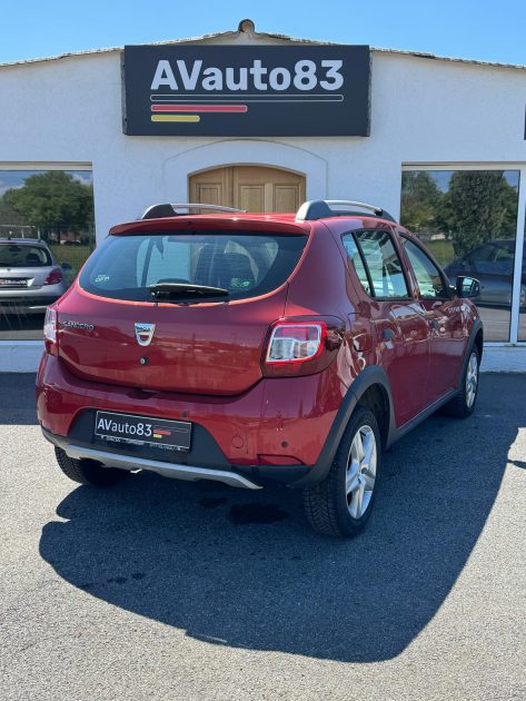 DACIA SANDERO Stepway 1.5Dci 90CV / Distribution Neuve / CT OK /Révisée 