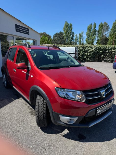 DACIA SANDERO Stepway 1.5Dci 90CV / Distribution Neuve / CT OK /Révisée 
