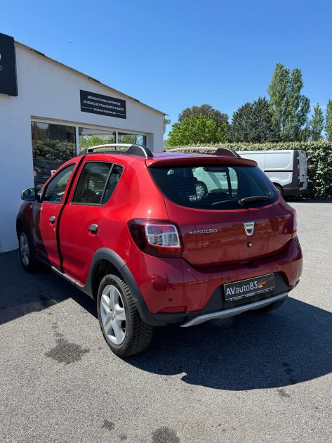 DACIA SANDERO Stepway 1.5Dci 90CV / Distribution Neuve / CT OK /Révisée 