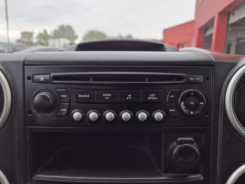 PEUGEOT PARTNER 2011