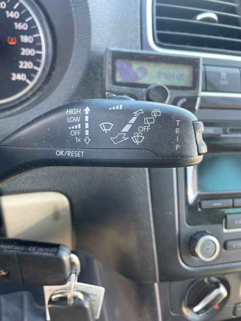 VOLKSWAGEN POLO 1.6 TDI 90Ch Confortline