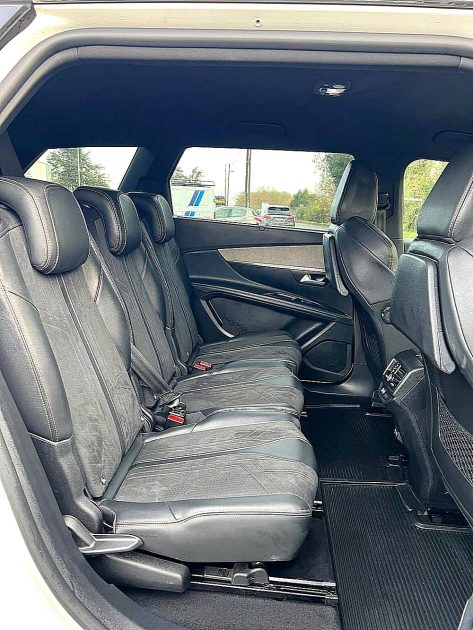 PEUGEOT 5008 II 1.5 HDi 130Ch EAT8 FINITION GT