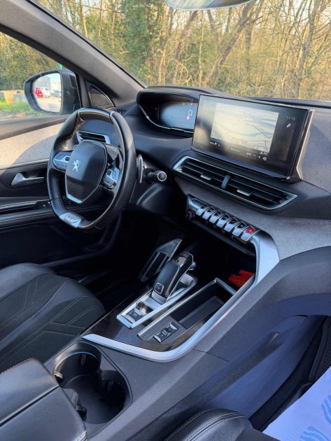 PEUGEOT 5008 II 1.5 HDi 130Ch EAT8 FINITION GT