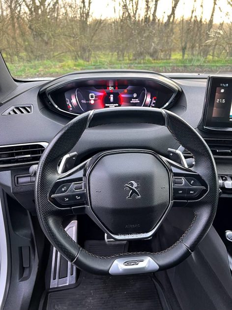 PEUGEOT 5008 II 1.5 HDi 130Ch EAT8 FINITION GT