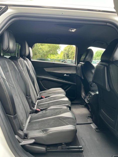 PEUGEOT 5008 II 1.5 HDi 130Ch EAT8 FINITION GT