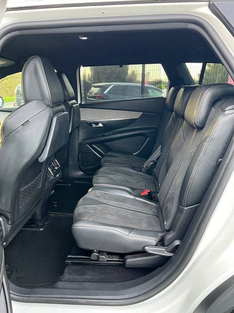 PEUGEOT 5008 II 1.5 HDi 130Ch EAT8 FINITION GT