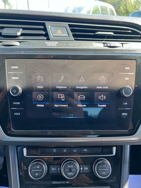 VOLKSWAGEN TOURAN 2020