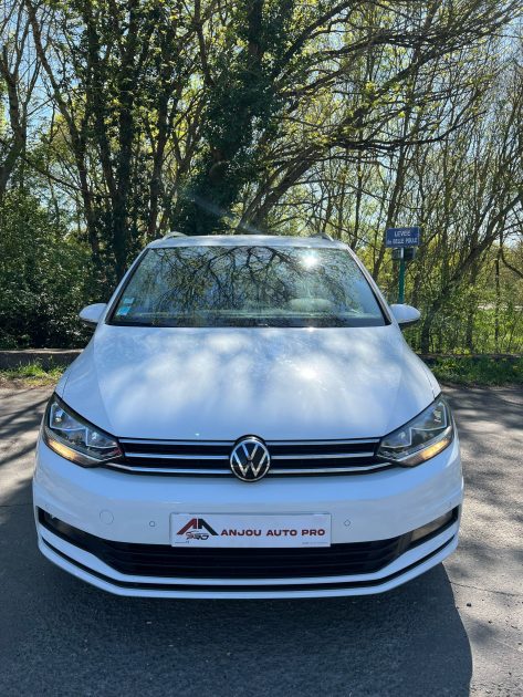 VOLKSWAGEN TOURAN 2020