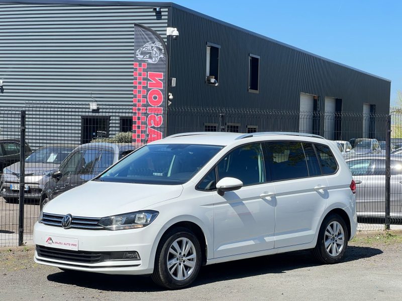VOLKSWAGEN TOURAN 2020