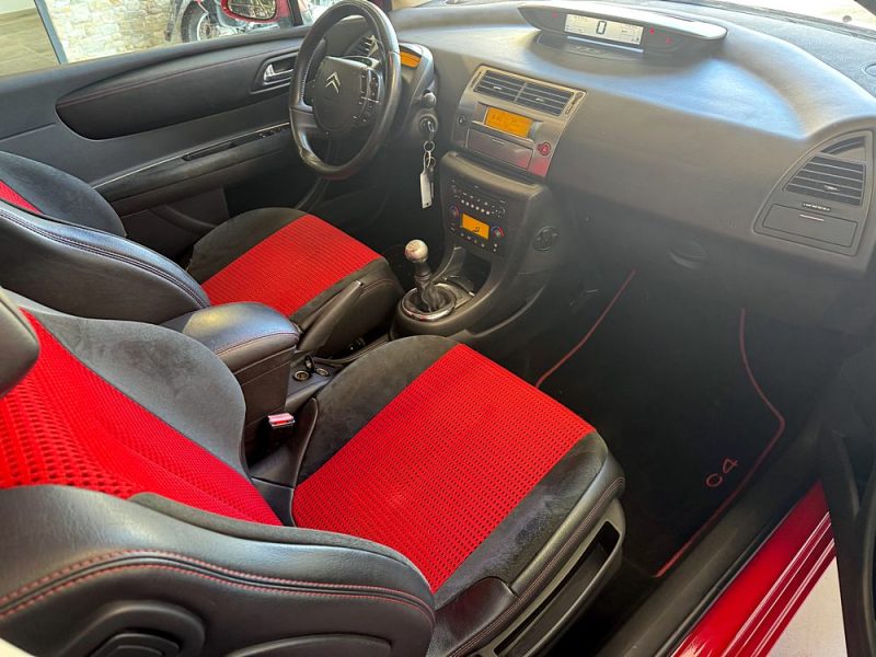 CITROEN  C4 COUPE  1.6 HDI 110 SEBASTIEN LOEB 