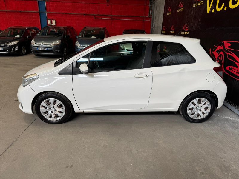 TOYOTA YARIS 1.4 D4D 90 Dynamic 