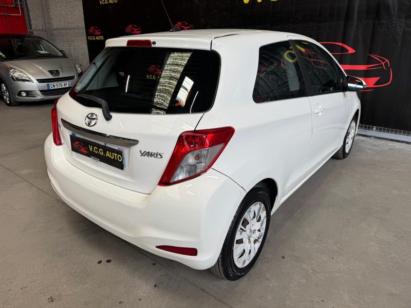 TOYOTA YARIS 1.4 D4D 90 Dynamic 