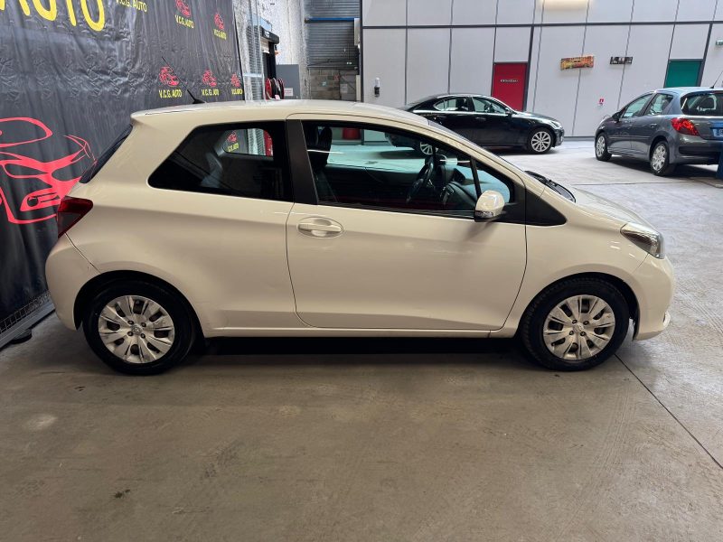 TOYOTA YARIS 1.4 D4D 90 Dynamic 