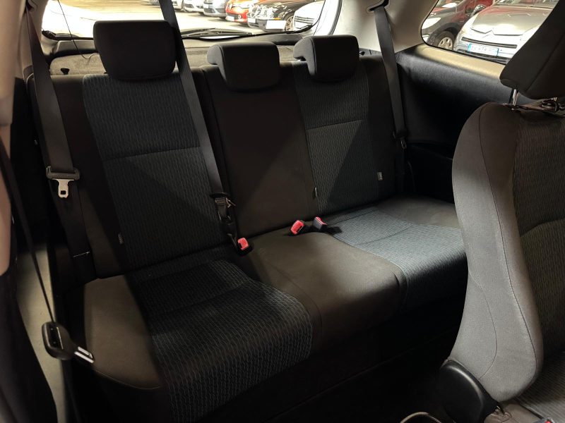 TOYOTA YARIS 1.4 D4D 90 Dynamic 