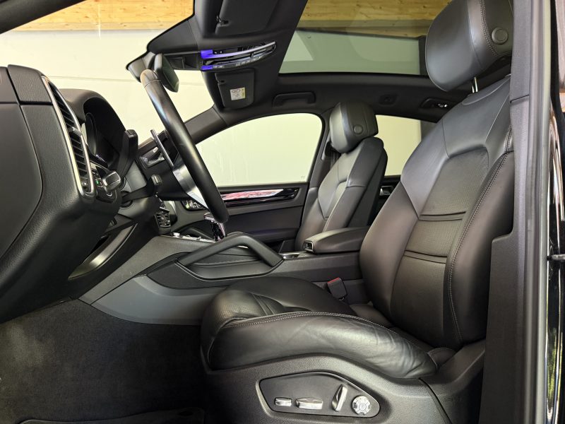 PORSCHE CAYENNE COUPE E-HYBRID 462 CV 1 ère Main 