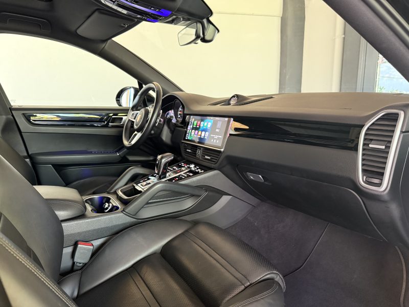 PORSCHE CAYENNE COUPE E-HYBRID 462 CV 1 ère Main 