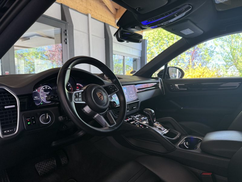 PORSCHE CAYENNE COUPE E-HYBRID 462 CV 1 ère Main 