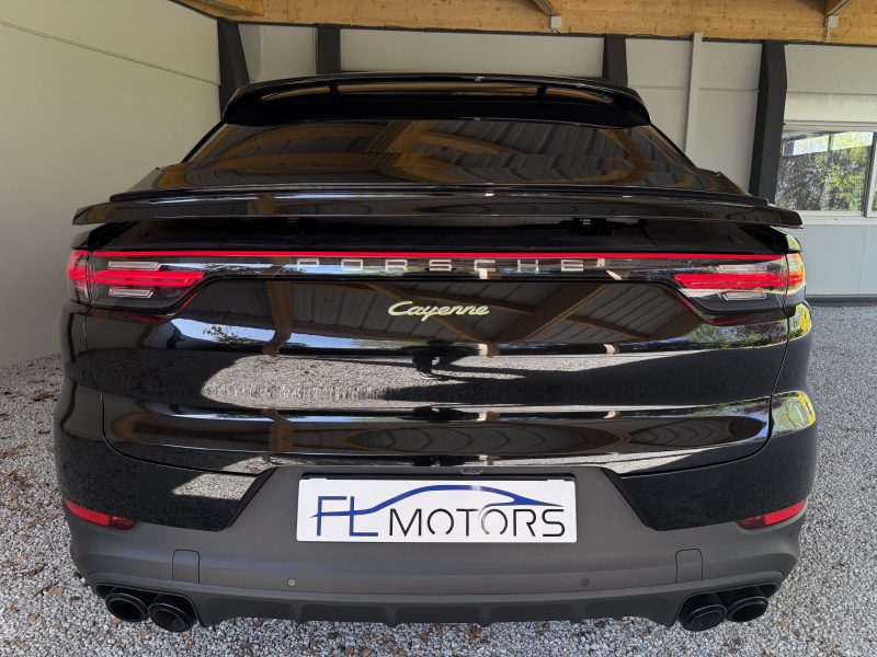 PORSCHE CAYENNE COUPE E-HYBRID 462 CV 1 ère Main 