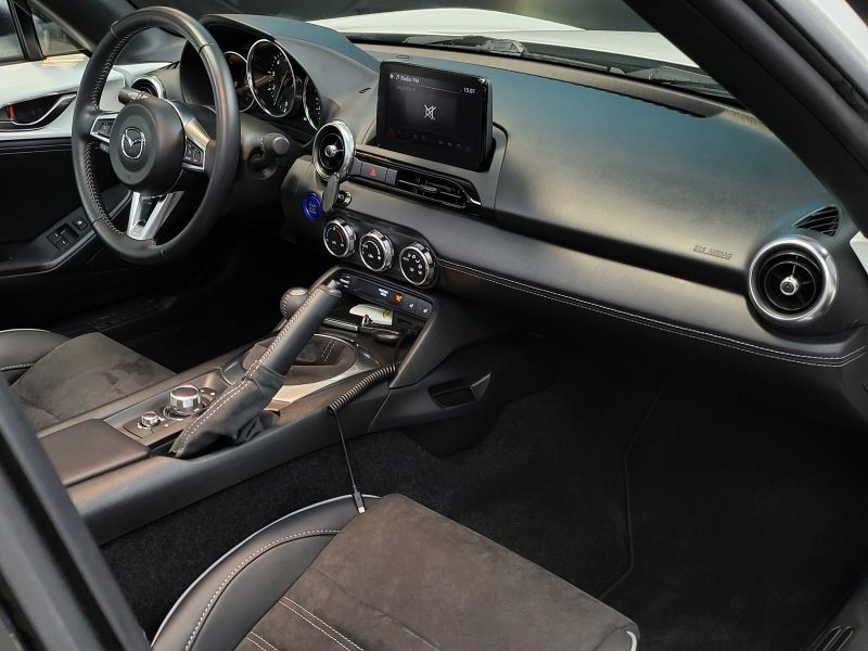 MAZDA MX-5 ND RF 2.0 SkyActiv-G 184cv Sélection Récaro BVM6