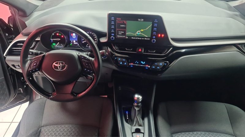 TOYOTA C-HR 2021