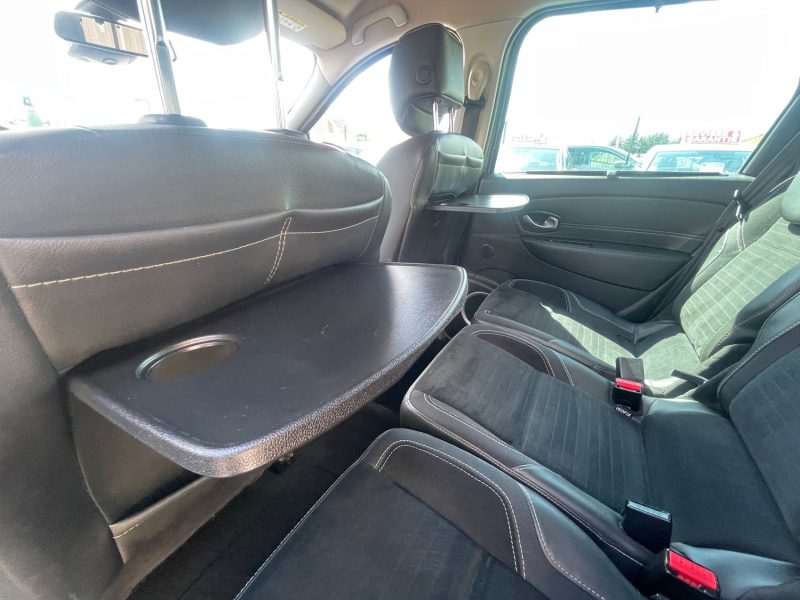 RENAULT MEGANE SCENIC 2015 XMOD BOSE 1.2i - 16V TCE 130CV CRIT'AIR 1