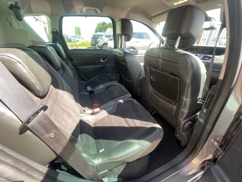 RENAULT MEGANE SCENIC 2015 XMOD BOSE 1.2i - 16V TCE 130CV CRIT'AIR 1