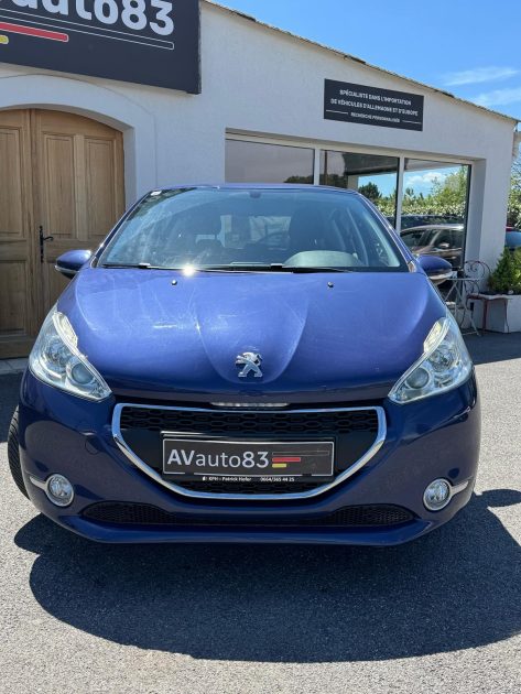 PEUGEOT  208 2012 Active 1.4 Vti 95cv / Moteur à Chaine ! / CT OK / Révisée 