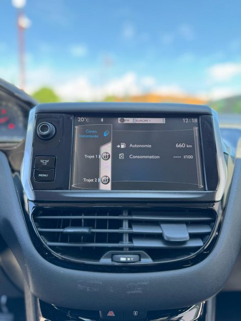 PEUGEOT  208 2012 Active 1.4 Vti 95cv / Moteur à Chaine ! / CT OK / Révisée 