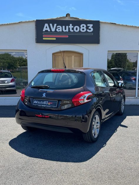 PEUGEOT 208 2012 Active 1.4 VTI 95CV / Moteur à Chaine ! / CT OK / Révisée 