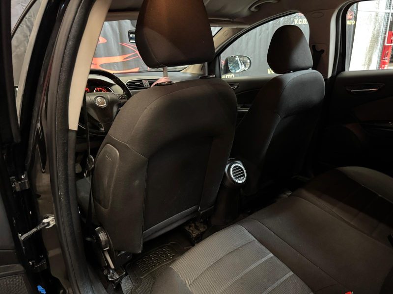 FIAT BRAVO 1.6 JTD 105 Emotion 