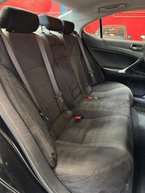 LEXUS IS220 220D 2.2D 177 LUXE