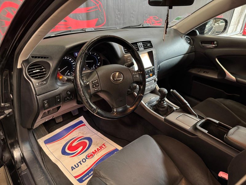 LEXUS IS220 220D 2.2D 177 LUXE