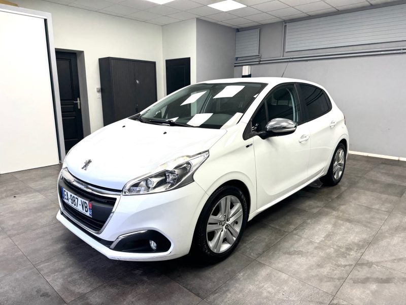 PEUGEOT 208 2016