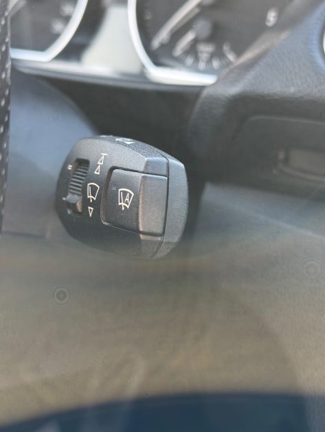 B.M.W. SERIE 1 (E87) LCI 120d 2.0 d 16V 177cv Boîte auto Pack M sport